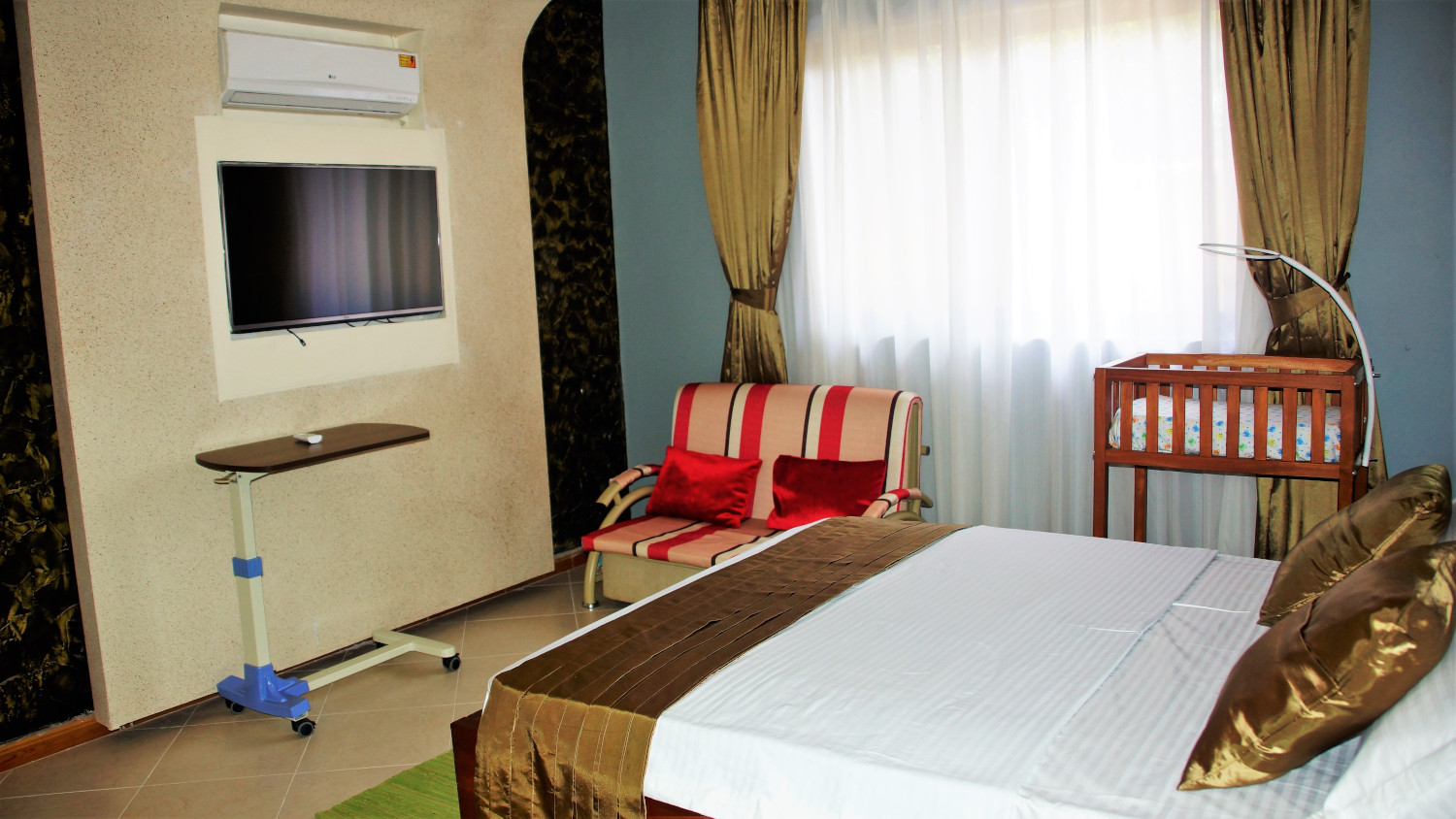 Admission rooms damond extra